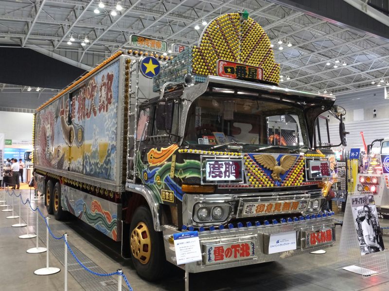 dekotora-1 dekotora-1